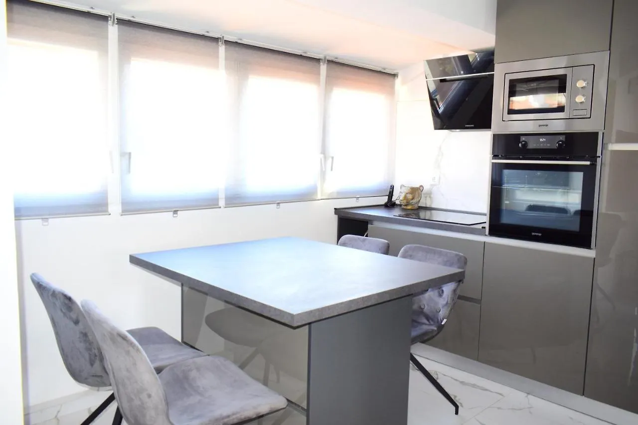 Apartmani Lavin Malinska Lejlighed