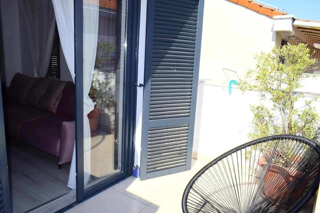 Apartmani Lavin Malinska Kroatien